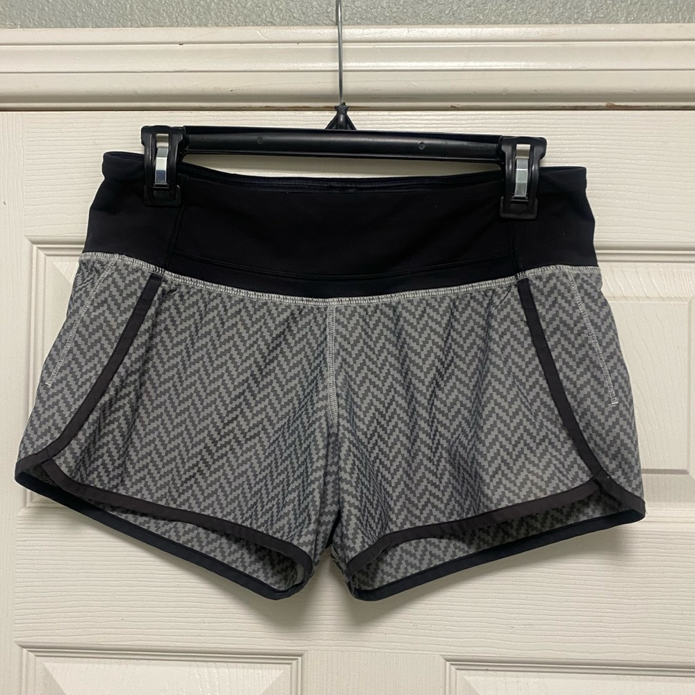 Lululemon Women’s size 4 athletic shorts